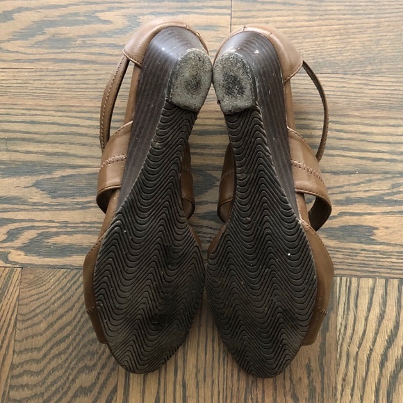 Brown Zippered Wedge Sandals - Picture 4 of 4